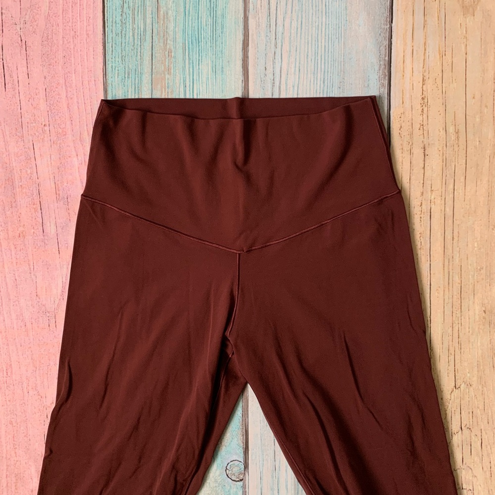 aerie High-Rise Wine-Colored Leggings - Picture 3 of 6